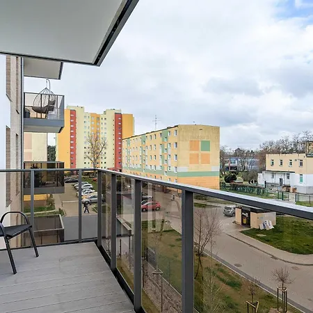 Stylish With Balcony Near Brzezno By Renters Апартаменты